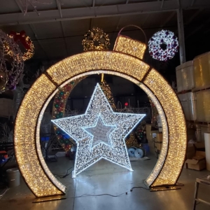 City's Christmas Decorations - Fiberglass Engagement Right and Star