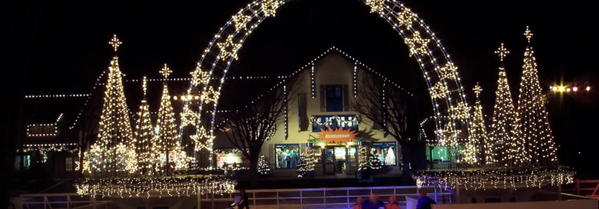 Carpenter Decoratuing Outdoor holiday Decor- MainStreet Designs Inc